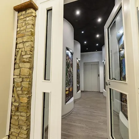 Corleone Guesthouse 3*