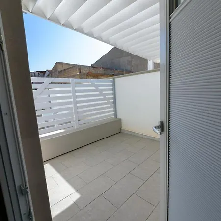 Corleone Guesthouse 3*