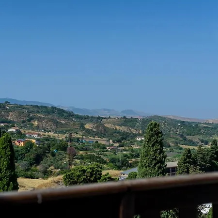 Corleone Guesthouse 3*